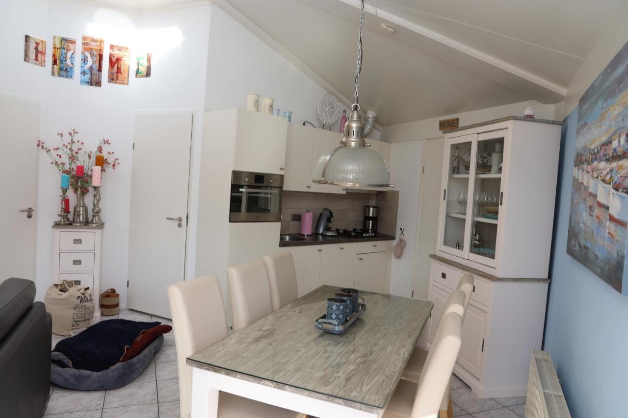 Ferienhaus Am Meer Mit Kamin & Sauna - Seestern 251 جوليانادورب المظهر الخارجي الصورة